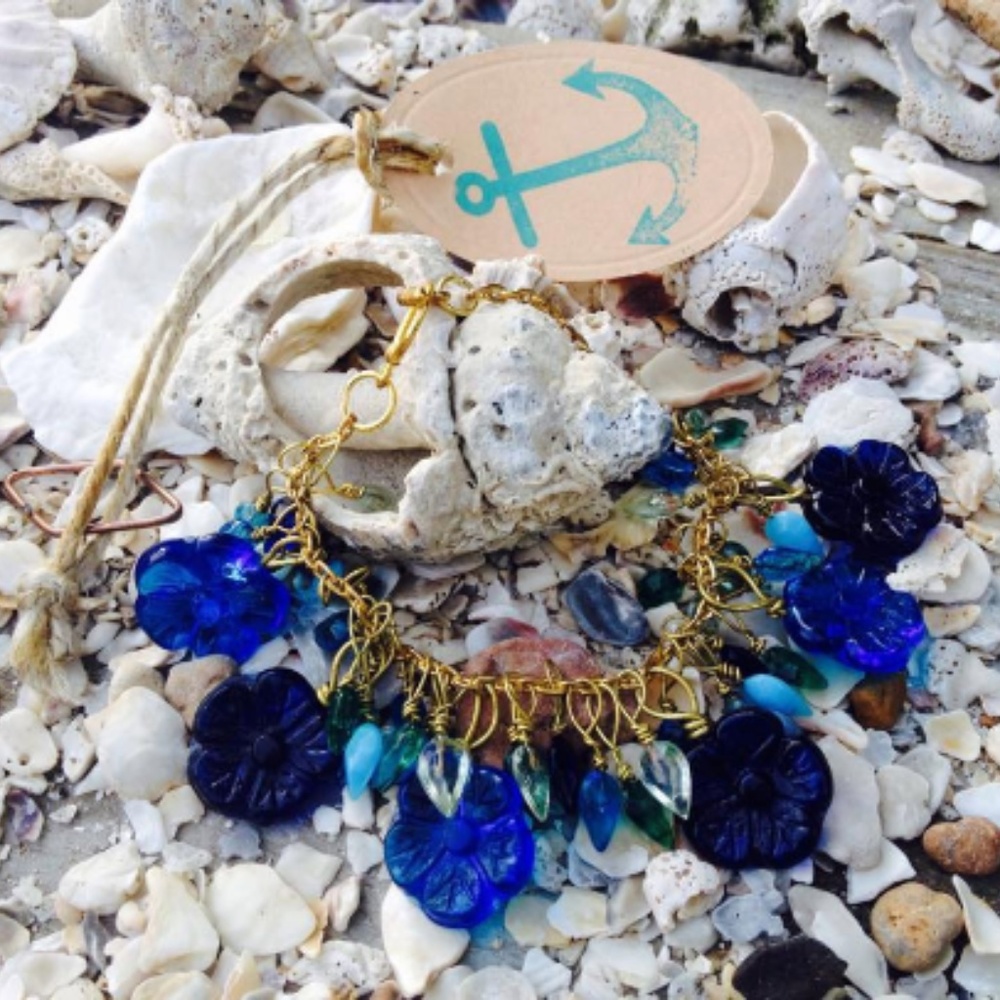 Blue Glass beaded bracelet